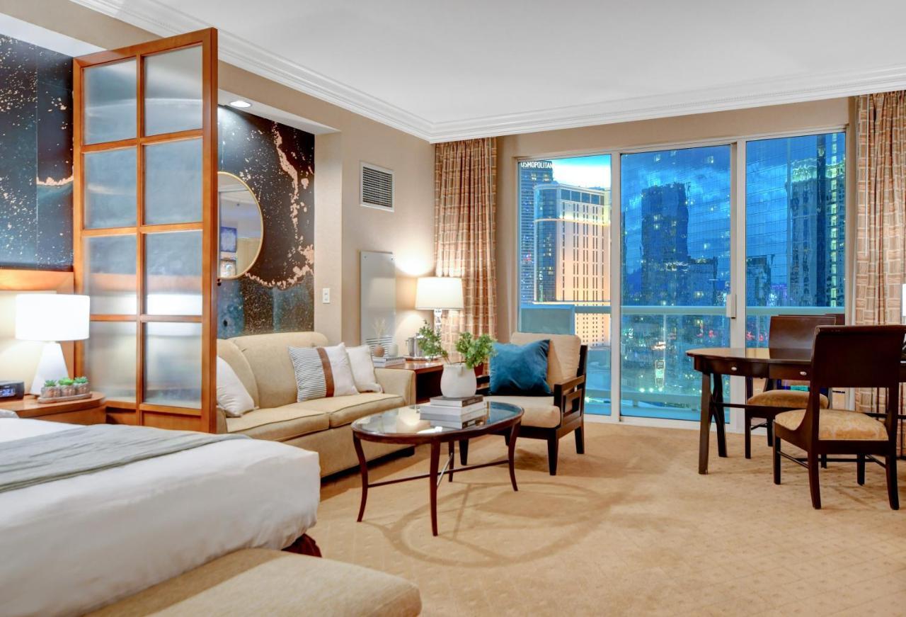 Balcony Full Strip View Suite Mgm Signature Free Valet 라스베이거스 외부 사진