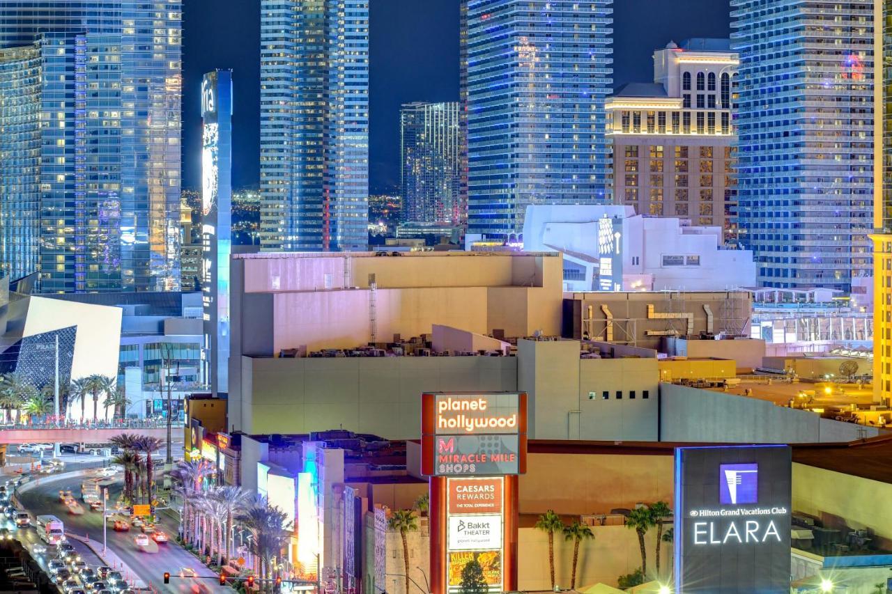 Balcony Full Strip View Suite Mgm Signature Free Valet 라스베이거스 외부 사진