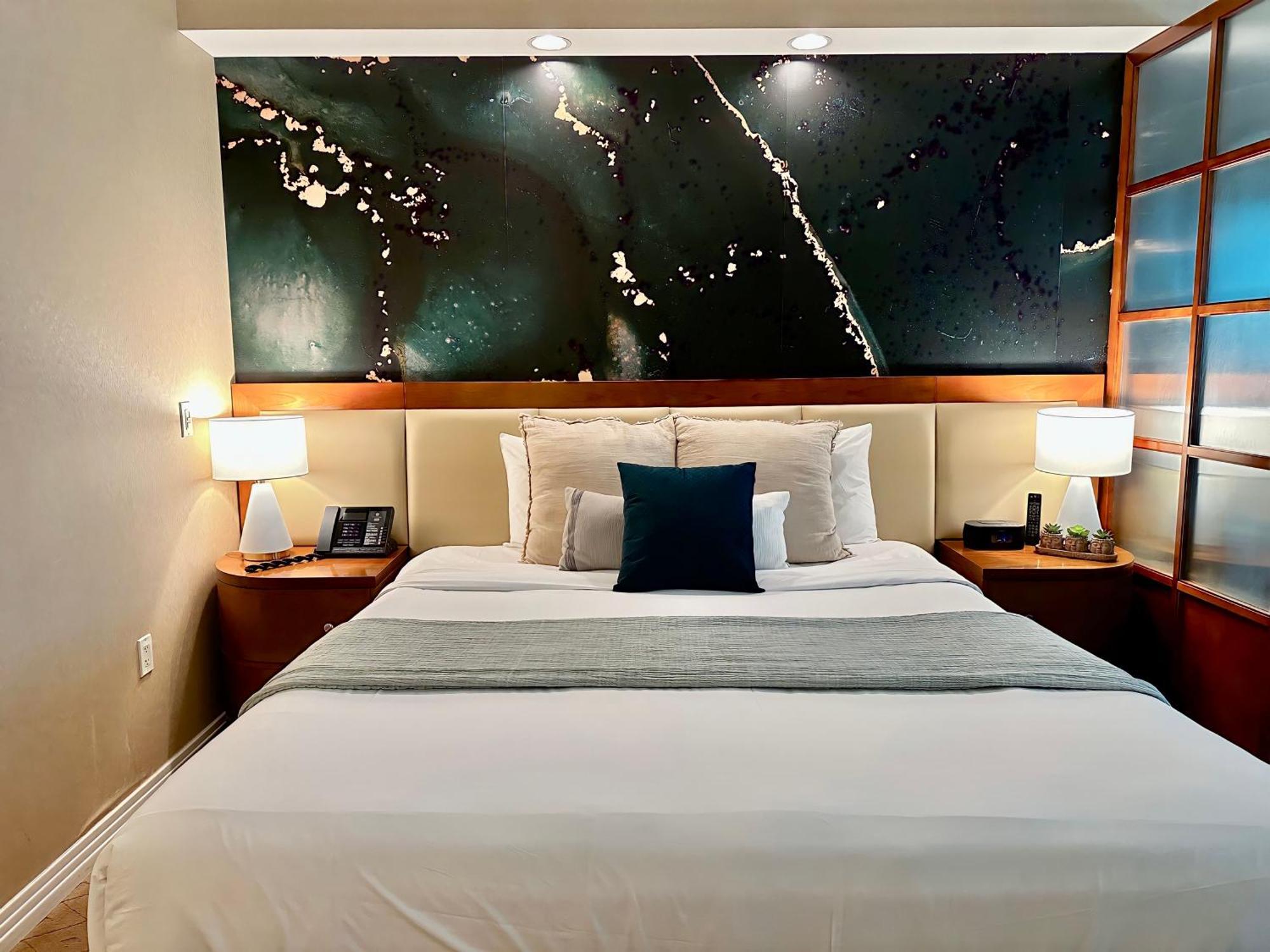 Balcony Full Strip View Suite Mgm Signature Free Valet 라스베이거스 외부 사진